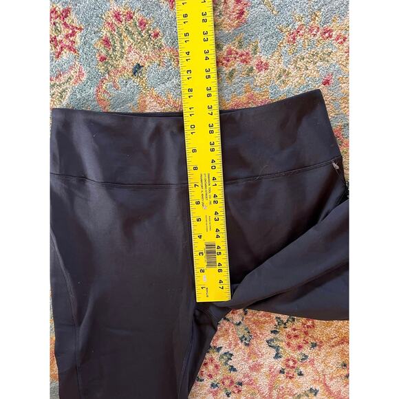 Spyder Active Black Performance Leggings with Side Pockets - Picture 12 of 13